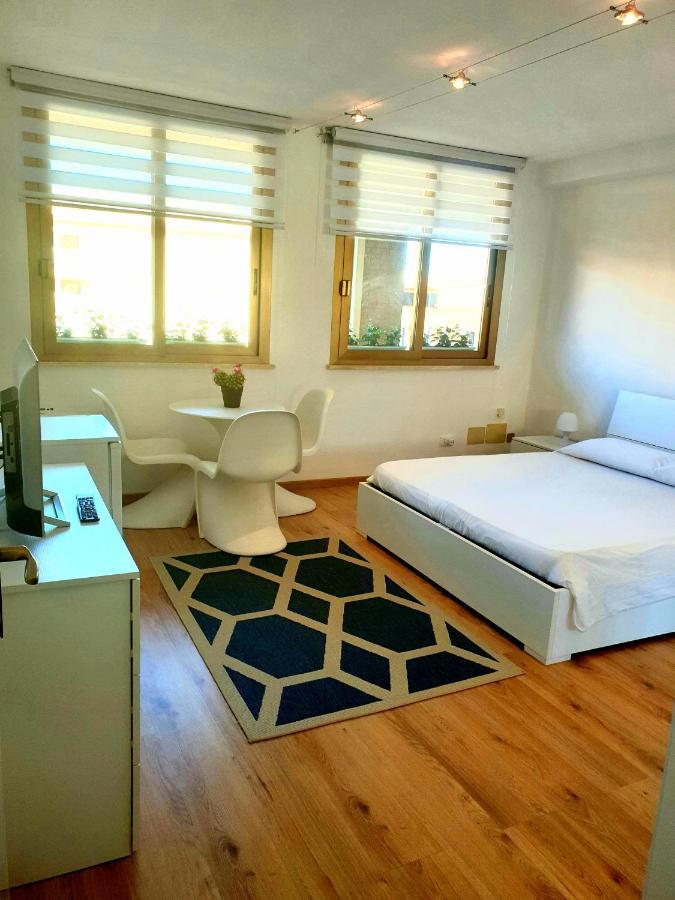 Central City Rooms Olbia Exterior foto
